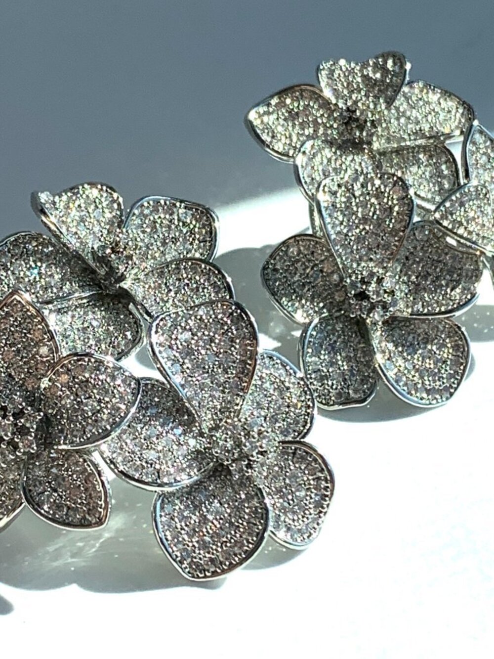 NEW Anthropologie Shashi Eden 20 Silver Floral Crystal Stud Earrings